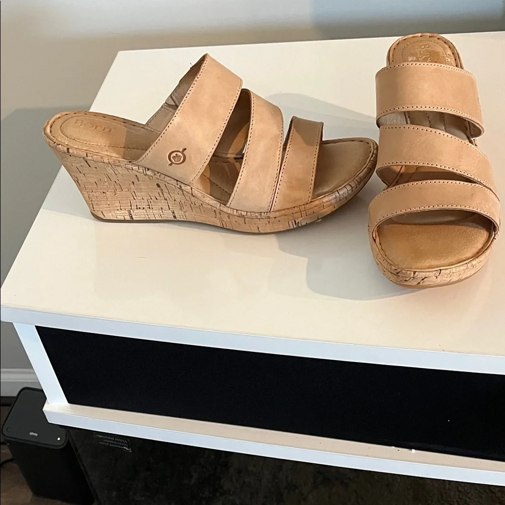 Born Tan Leather Wedge Sandals Size‎ 11 M